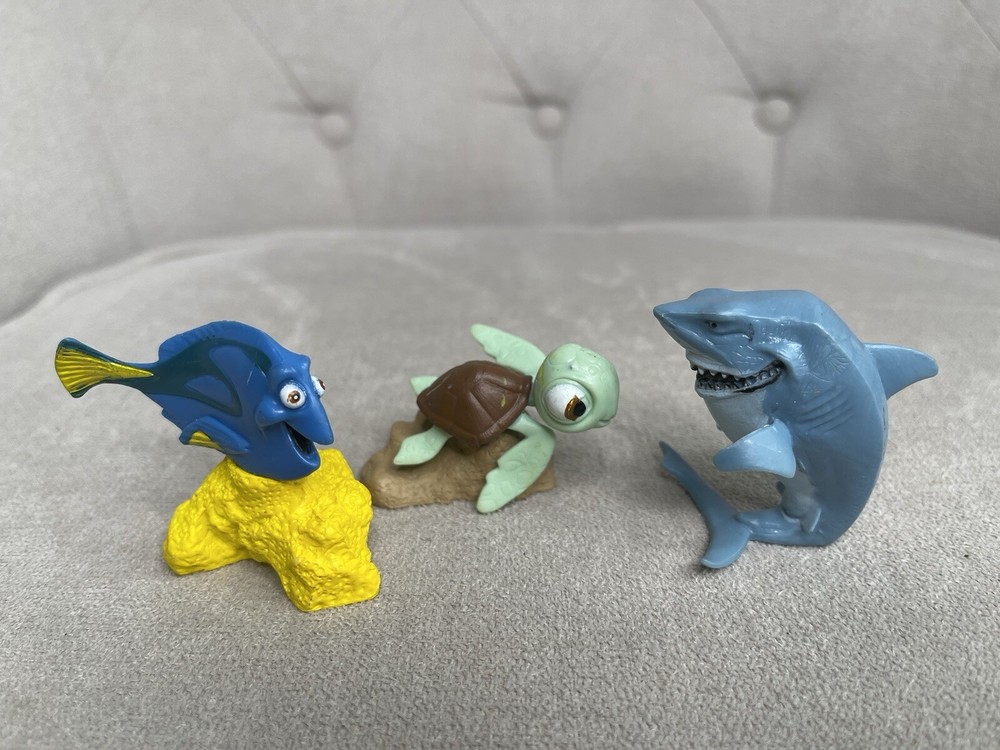 Disney Pixar Finding Nemo Lot Of 3 PVC Figure Toy or Cake Topper Small