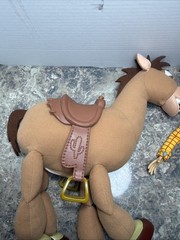 Disney Store Galloping Bullseye And Woody With Pull String Read