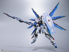BANDAI METAL BUILD GUNDOM SEED STRIKE FREEDOM GUNDAM (REVIVAL VER) ACTION FIGURE