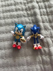 Two Sonic figures