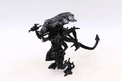 1992 Kenner Aliens Winged Alien Queen & Alien Queen Action Figures Lot Of 2