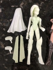 Nira X Plasma Glow In The Dark & Gold Cyber Skin Suit Variant 1997 Skybolt 6”