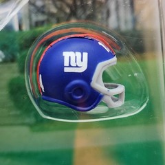 Starting Lineup 1998 Pro Football Hall of Fame Legends Y.A. Tittle #14 1:18 Fig.