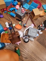 Vintage Toy Lot Mr Potatoe Head, Roblox, Lost Kitties Weapons Accessories