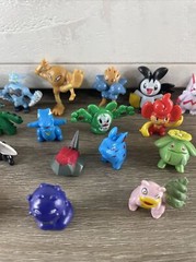 Lot of 21 Pokemon Mini Figures 1″ Minatures RL China Super Quick Shipping grp3