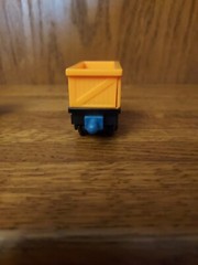 Chuggington Die Cast / Plastic Muddy Wilson & Orange Train Car