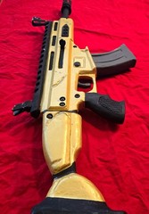 Life-size Fortnite Legendary GOLD SCAR EVA Cosplay Prop Replica Assault Rifle