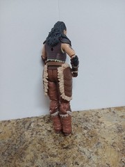 Dungeons & Dragons Honor Among Thieves Golden Archive Holga 6″ Action Figure