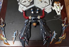 Motor Nuclear MNQ-XH07 1/72 Bull Demon King Alloy TOYS 14.6” – USA