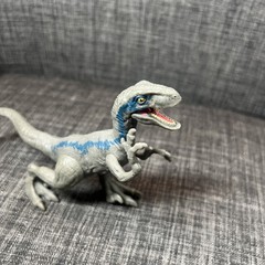 Jurassic World Attack Pack Velociraptor Blue Action 7″ Figure 2017