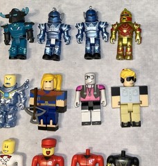 R0BL0X Toys Action Mini Figures And Lots Of Figurines & Accessories Parts