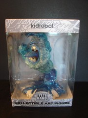 YETI HAND Custom Kidrobot Santa Cruz Skateboards Screaming Hand Figure