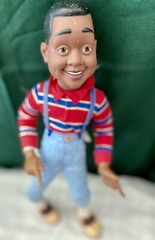 Vintage 1991 Hasbro Family Matters Steve Urkel 17″ Talking Pull-String Toy Doll