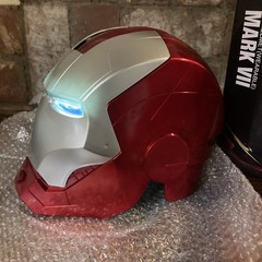 Iron Man Mark VII Headgear 1:1 Helmet LED Eyes Silver CG7248 Wearable New in Box