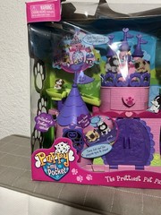 2008 Puppy In My Pocket & Friends Horse Playset! – 23 Pieces! NEW- DAMAGED BOX