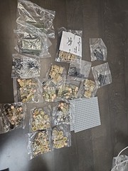 Army Buildable Mini-figure Soldier Lot 40 Solders + Accessories NEW SEALED BAGS