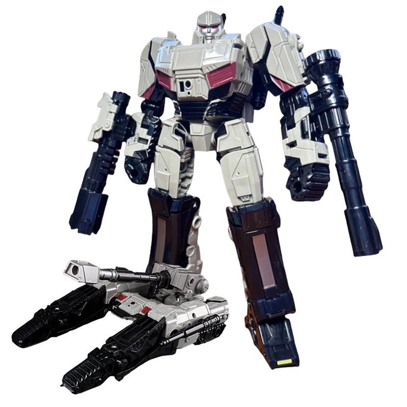 Jingke One Tank Megatron Transforming Robot Figure Ss114 18cm Toy Wonderful Gift