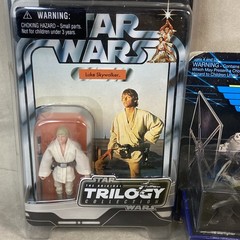 1990’s Star Wars Toy Lot of 18 Figures and Micro Machine Set. Clean. Smoke free.