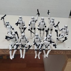 30pcs 3.75″ Star Wars Stormtroopers Full Articulated Action Figure + 60 Blasters
