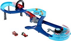 ​Mattel Disney and Pixar Cars Playset with 2 Toy Cars, Lightning McQueen & Franc
