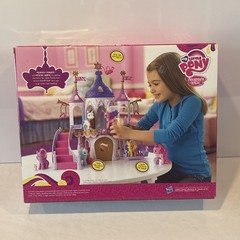 My Little Pony Friendship Magic Pony Princess Wedding Castle 2011 New, Sealed