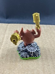 SKYLANDERS SPYRO’S ADVENTURE, TRIGGER HAPPY, COMB SHIP $1 PER MULT