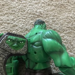 2002 The Hulk Movie 13.5″ Action Figure Marvel Universal – With Controller