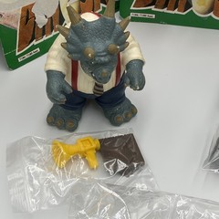 Vintage Disney The Dinosaurs TV Show Sinclair Family Figures Loose w/Access. +