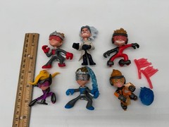 LOT of 6 Ninja Kidz Action Figures Mini 2″-3″ Cartoon Tv Show Toys + Accessories
