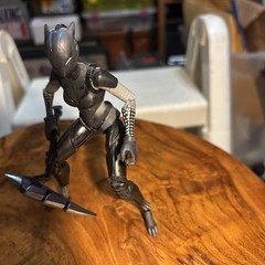 Fortnite LYNX 6 Inch Action Figure Victory Royale w Weapon Free Shipping