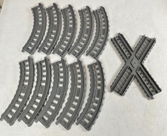 Thomas & Friends Train Trackmaster Figure 8 Track + Sodor Post Office 12 pcs