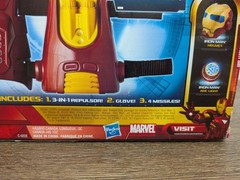 Iron Man 2 Repulsor Blaster 3 in 1 Light-Up Missile Launcher Toy 2010 – NEW