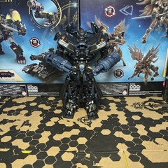 Hasbro Transformers Movie Voyager: Ironhide Action Figure