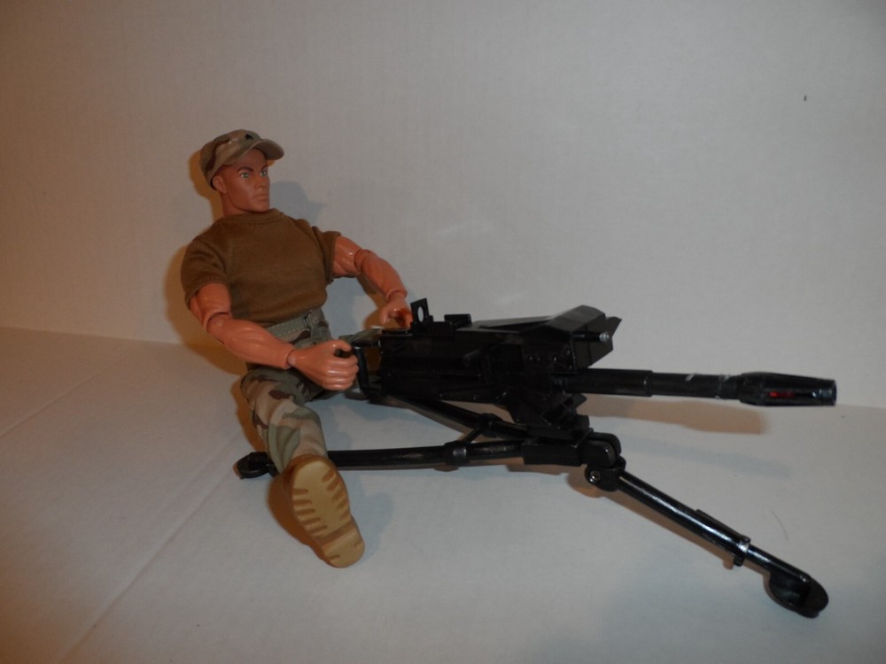 GI JOE HASBRO 2000 ELECTRONIC 40 MM GRENADE MACHINE GUNNER (UNTESTED)