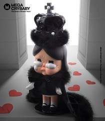 Crybaby Mega Crybaby 400% The Queen of Broken Heart Gift 38cm Authentic