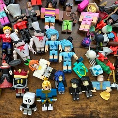Roblox Huge Lot of 70+ Action Figures Mixed Up