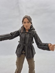 The Hunger Games Katniss Everdeen 6.5″ Action Figure NECA 2012 No Bow & Arrows