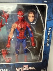 MARVEL LEGENDS MAGIC THE GATHERING BATTLE DAMAGED SPIDER-MAN