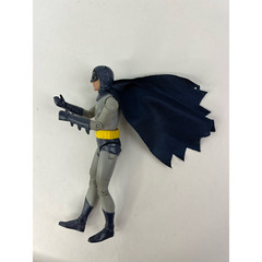 Mattel Batman DC Comics Action Figure Gray Black Cape Yellow Belt Plastic 6.5 In