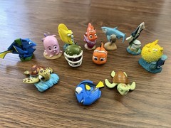 Vintage Finding Nemo Disney Pixar PVC Figure Lot 12