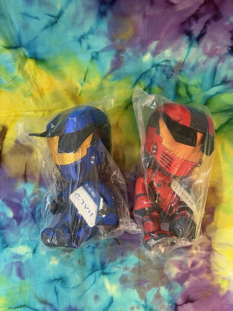 Bandai Halo Plush Red & Blue Spartan’s