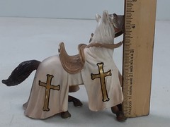 Schleich Horse 2003 Crusader Medieval Jousting Horse White with Gold Cross 70034