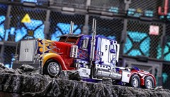Guardian Model CT-10 Optimus Prime Commander Version Action Figure