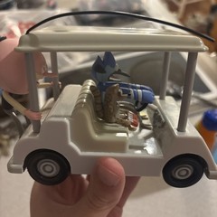 Jazwares – Cartoon Network Regular Show RC Golf Cart Figure