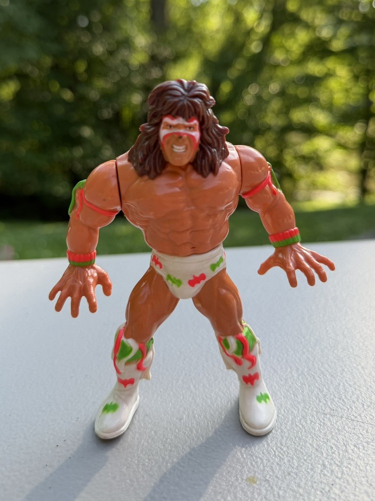 WWF Hasbro The Ultimate Warrior Wrestler Figure 1991 Series 2 WWE Posable
