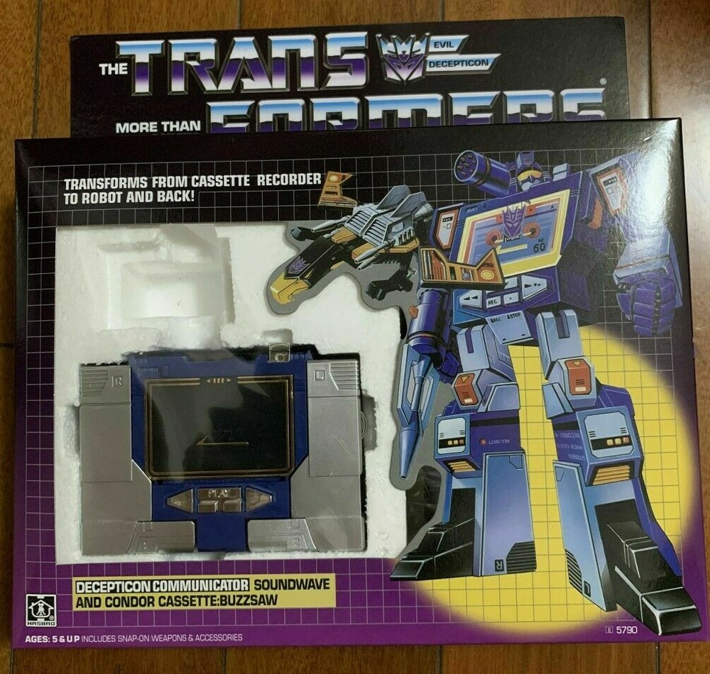 Transformers G1 Soundwave brand new with a cassette(you can choose one from 6)