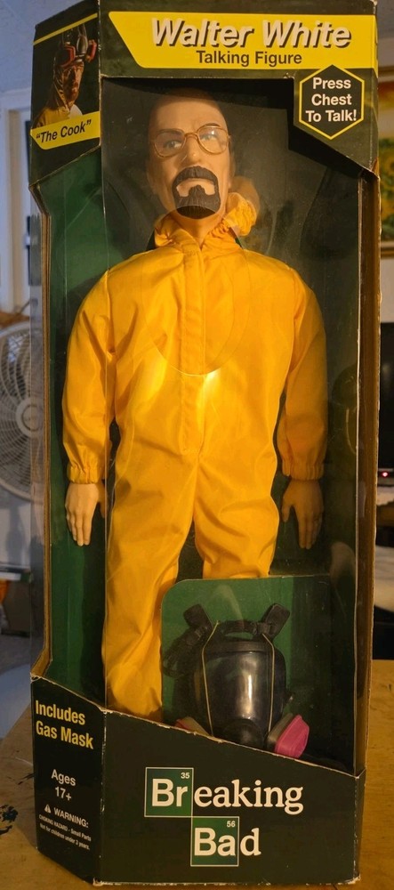 NEW! Wonderland Toys 17″ Breaking Bad, Walter White “The Cook” Talking Figure!