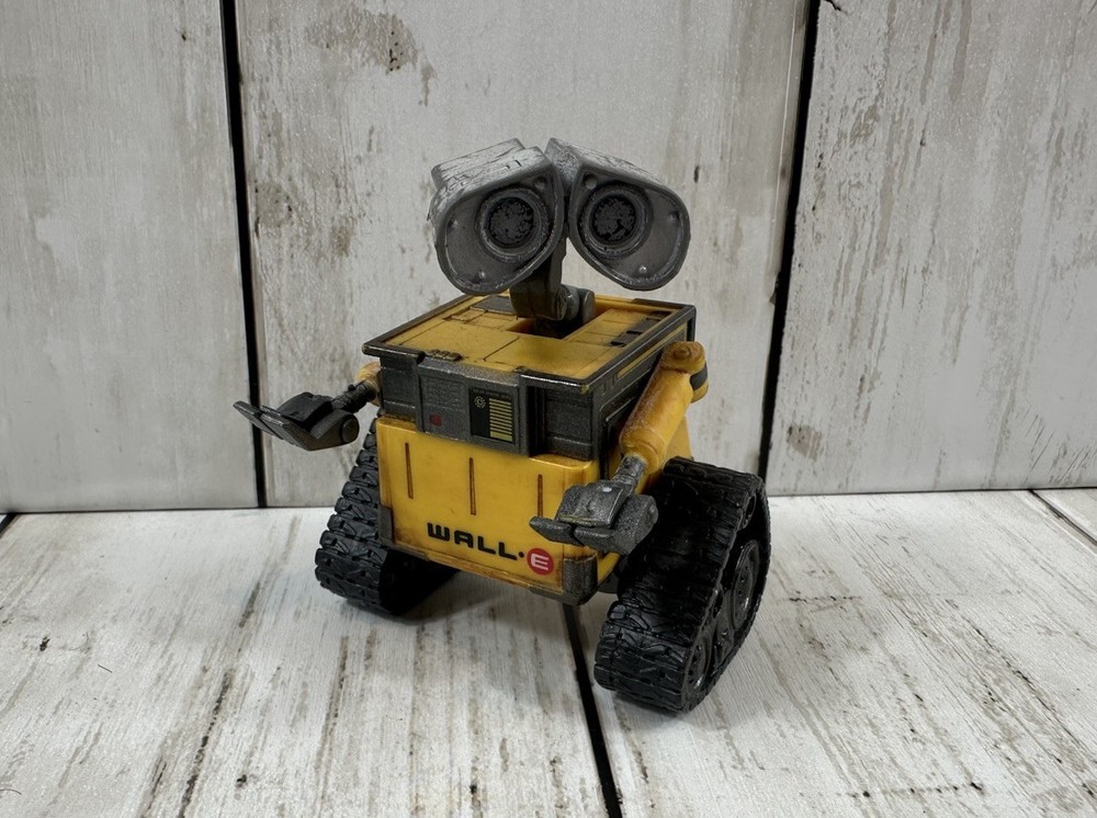 Thinkway Toys Wall-E Disney Pixar 3″ Action Figure 2008