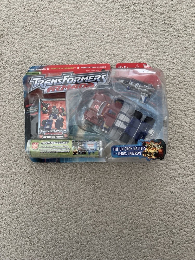 Transformers Armada Supercon Optimus Prime W/ Over-Run Mini-Con Robots 2002