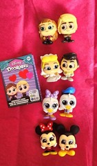 Disney Doorables Valentine’s Day 2025 Lot of 8 No Duplicates w/Guide